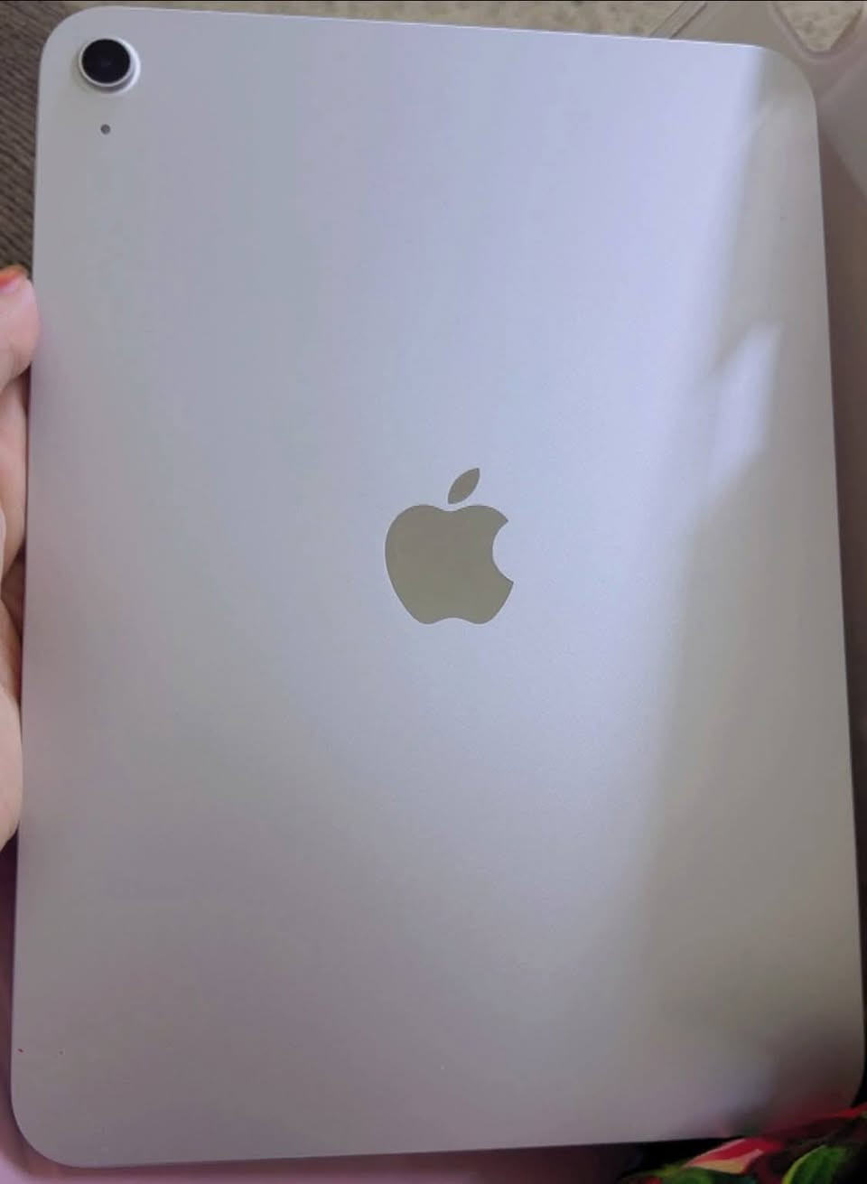 السلام عليكم
ايباد ابل 11مبدل بس كلاس 
معالج A16
ذاكره 128GB
بطارية 100
بعده داخل بالضمان
نظافه 100%
عدد الدورات 82
مكان بغداد الرصافه الثانيه 
السعر 500 وبي مجال بسيط
الشراي يخابر [***********]

نص مكتوب في الصور:
- ضع إصبعك للفتح ١٦ ربيع الآخر، ١٤٤٨ هـ، أحد ٢٧ أيلول ١١:٥٧ @q3tvt