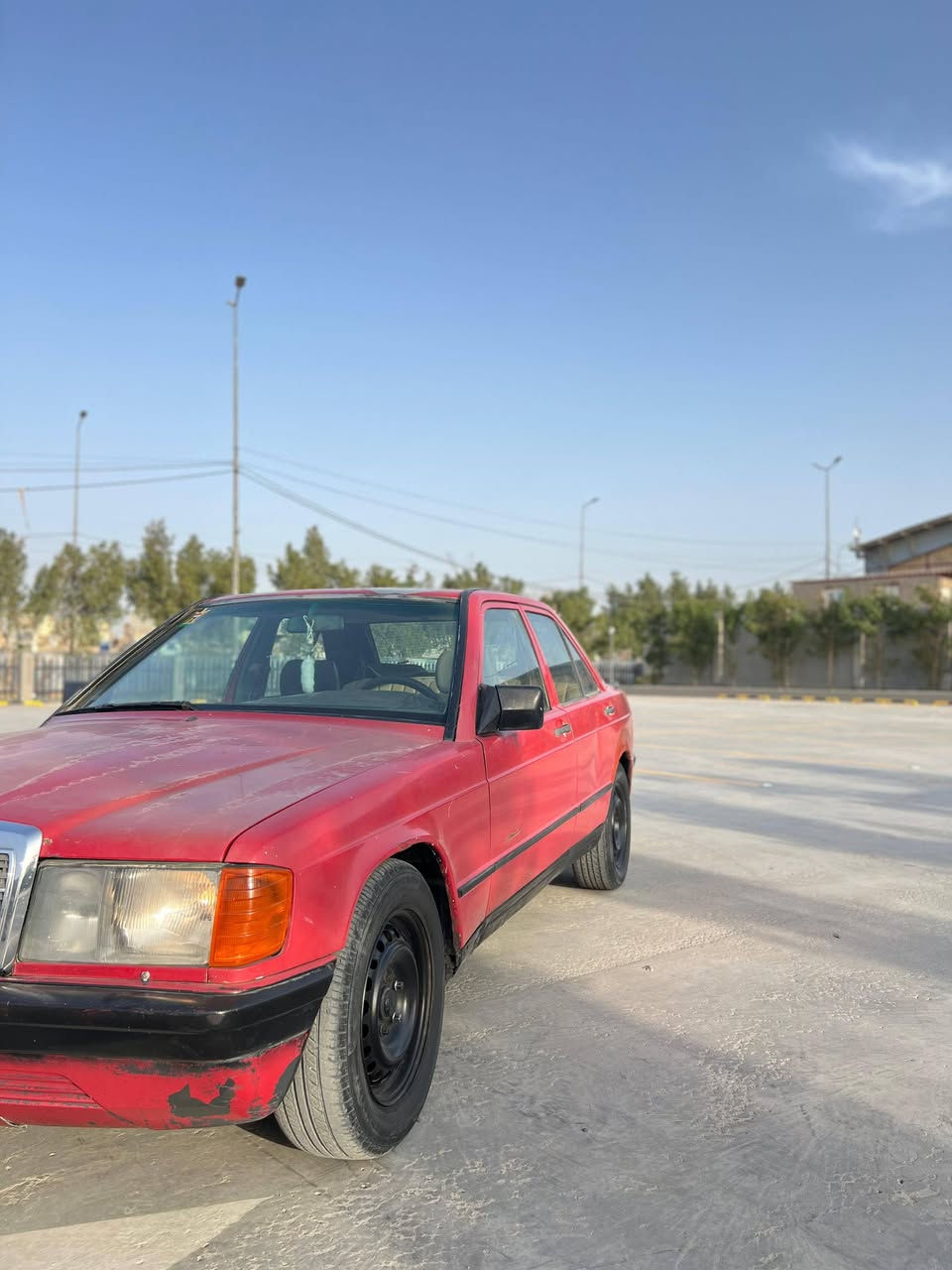 يالله سلام عليكم 
مارسدس 190 طيارين موديل 1984
مكينه اوكير ونجي 6سلندر كير اوتو 👑
سياره جاهزه نكره سلف مكانها نجف رقم أربيل 
الك يمي وكاله خاصه راعيها ابو سنويه رقمه عندي 
***********.    سعر 26 بيها مجال بصيط
