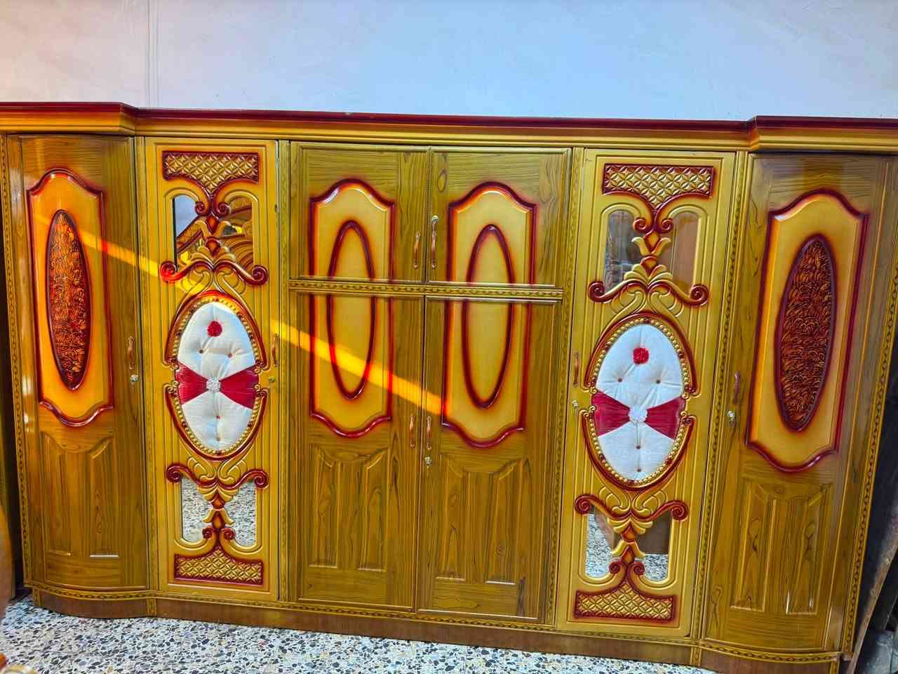 السلام عليكم 
غرفه صاج عࢪاقي مستخدام 
غرفه6/ابواب 📌
السعر 580
نضافه 80/💯 
معا نقل فقط داخل بغداد 
واتساب ***********
