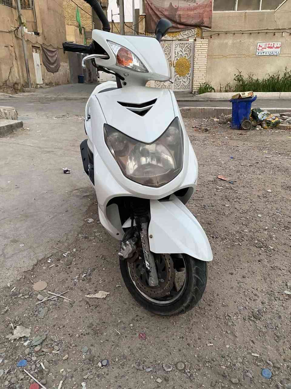 سلام عليكم ورحمة الله وبركاته.. شباب سكنس فحل كوري للبيع الدراجه مكفوله كفاله عامه ..
منزلهه ع أيدي دراجه خير من الله السعر 850 وبيهه مجال حك الجيه *********** انتصال فقط ع واتساب

نص مكتوب في الصور:
- نضف قطعة للبيع
- ***********