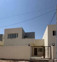 هيكل • ٢٠٠م • سند حر