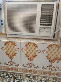 مكيف • جديد • تبريد وتدفئة