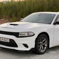 جارجر RT 5700  موديل 18  شاشه وسط كار بلي كشنات مخمل  بدون صبغ سياره و...