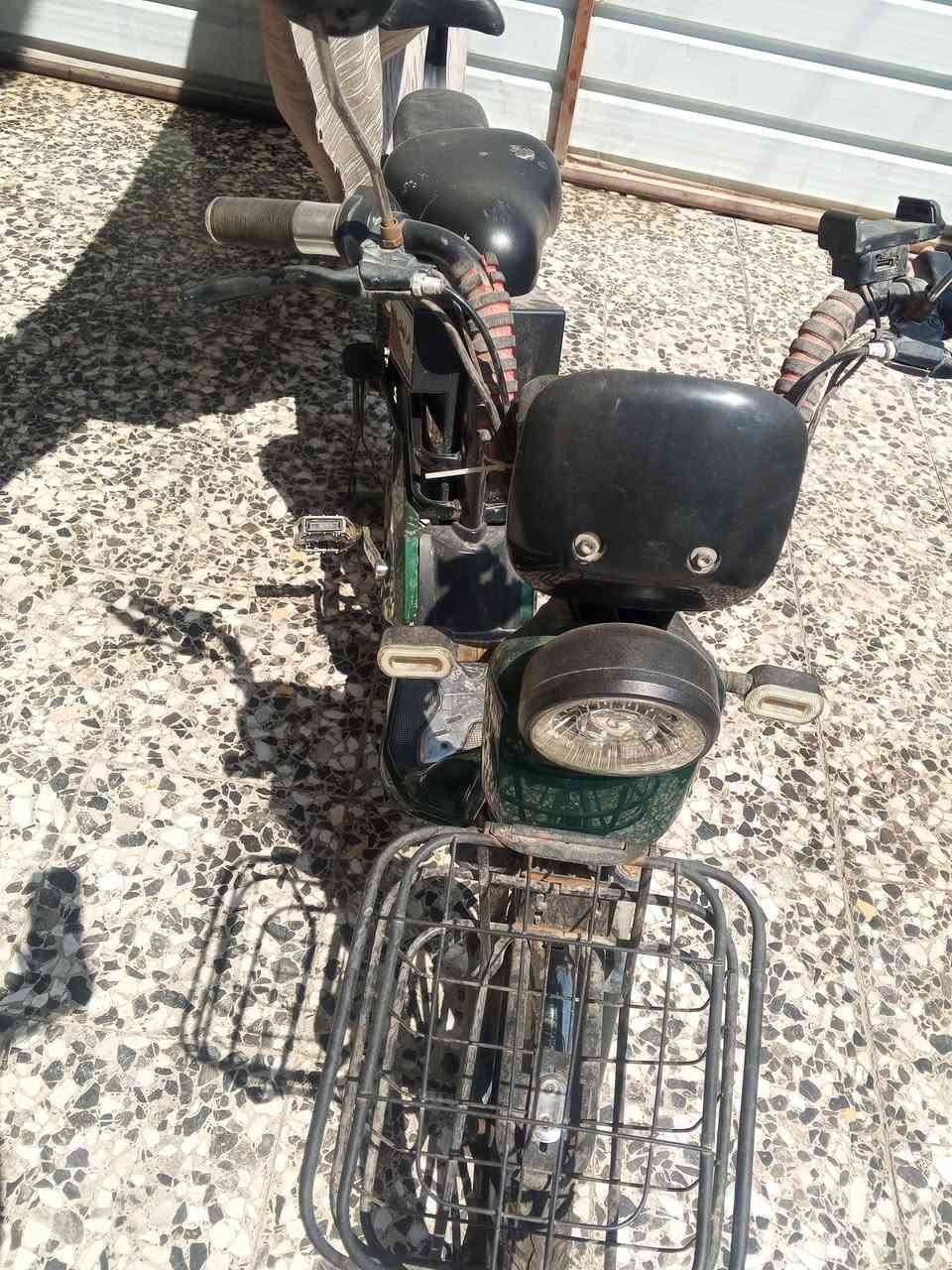 سلام عليكم دراجه شحن البيع ماعرف شنو العطل يمكن لو. شاحنه لو البطاريه شاحنه اخليه عل كهرباء والبطاريه متشحن متواجد عل فيس ***********
