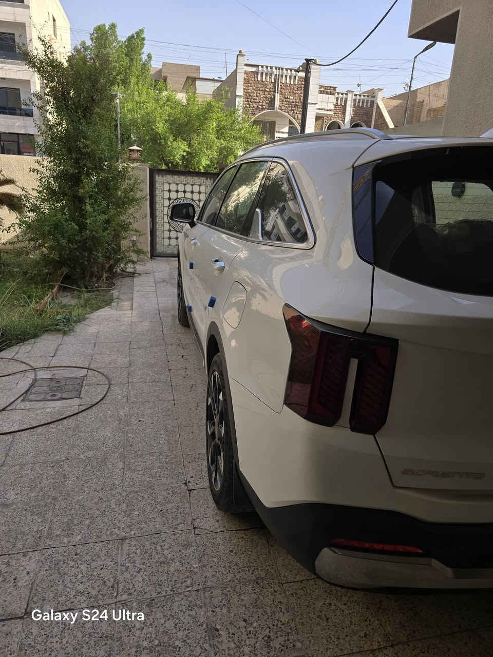 السلام عليكم سورنتو 2025  للبيع
✅المواصفات الرئيسيه :
6 سلندر 
داتا شو  
ويل ٢٠ 
 قمارة حديد
2 كامرات 
كير ماوس 
جنطه كهرباء 
 حساسات محيطيه 
شاشه تدعم كاربلاي 
ماشيه 30600 كم
بغداد .  باسمي 

المكان : بغداد.زيونه

السعر :30.000$

اي استفسار***********    
  .ابو محمد
