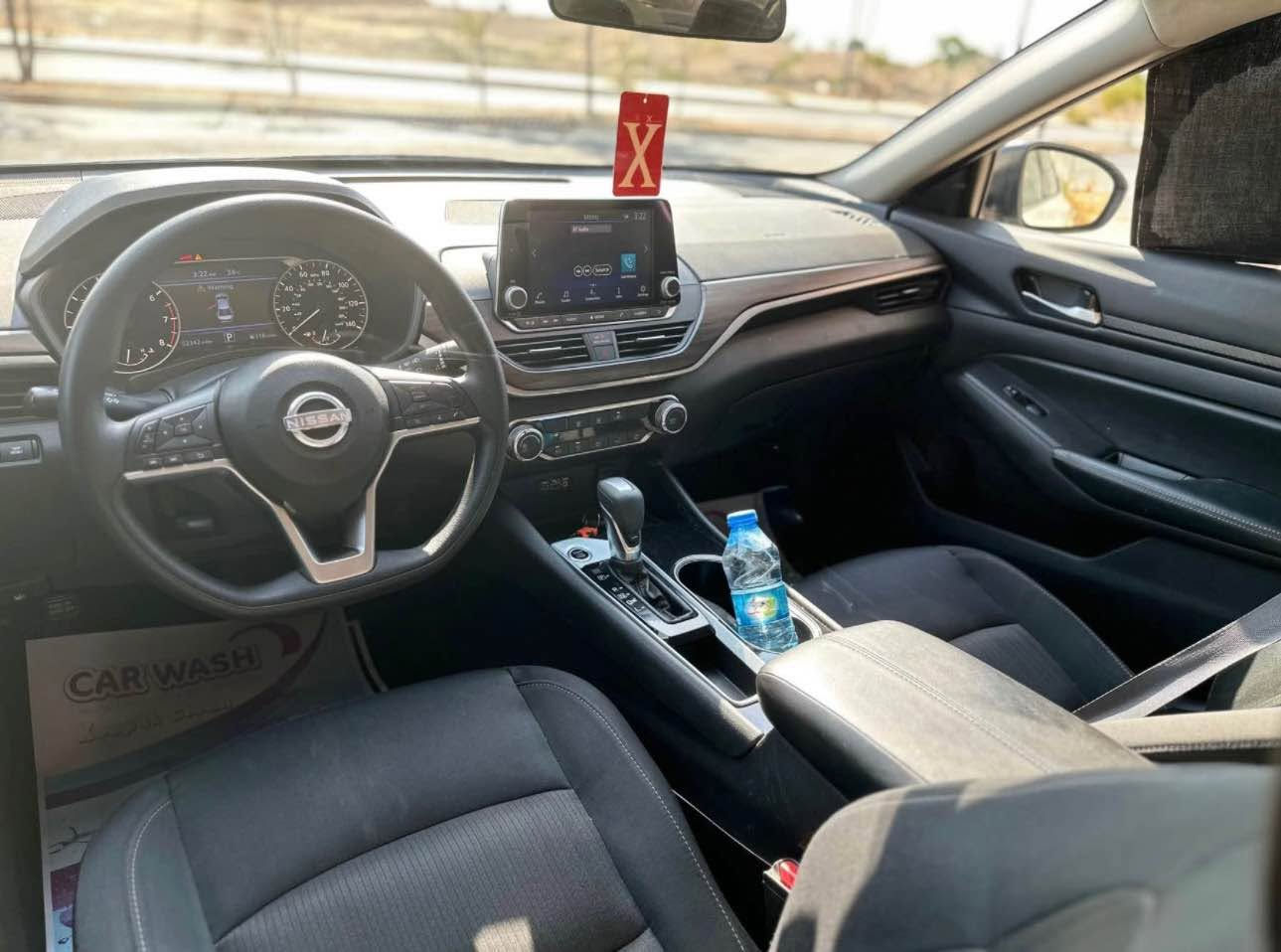 Altima بوفروشتن 2024
موسفاتی SV 
سعر 158 
کاتیە سیارەکە 
بویاغ بەس یەک جاملخي بویاغه 
بی ناوکردن هەمو شتێکی بەشەرت 
تازە داخل بوە 
1N4BL4DV7RN389027
{ *********** } خناقين, ديالى
