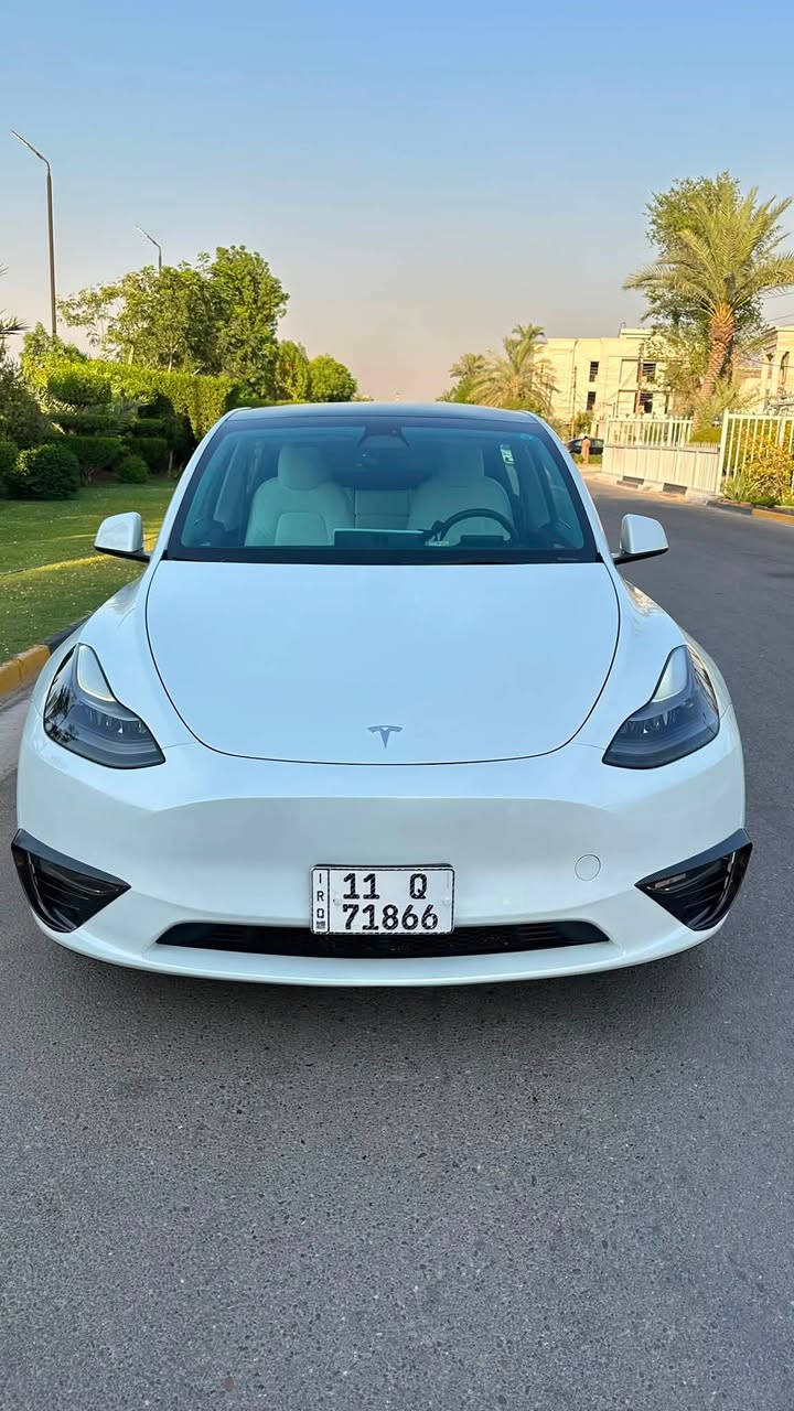 السلام عليكم
لعشاق الجديد والمميز

TESLA Y performance 2023

456 HP القدرة الحصانية :

اعلى مواصفات بالتسلا Y 

حادث موجود بالصور بابتين تبديل بلادي لون بدون ايرباك

( سيارة بدون صبغ )

مواصفات :
ماشية 31

دبل ماطور حجم كبير

اون لاين

مربوطه ع تطبيق الاحمر اخر تحديث

داخل ابيض

عليها اضافات كلش هواي

ويل كب 18 انج Off-road + اطارات Falken Wildpeak A/T

شاشة متحركة

اضافة شاشة سرعة + map 

بردة سقف متحركة

خارج كاربون فايبر

ارضيات حوضية YUNZI

وباقي مواصفات التسلا المعروفة

السيارة جديدة جداً وماتتقارن وي Y العادية

السعر 215 وسعرها اقل من سعر Y

مكاني بغداد حي الجامعة 

للاستفسار: ***********
