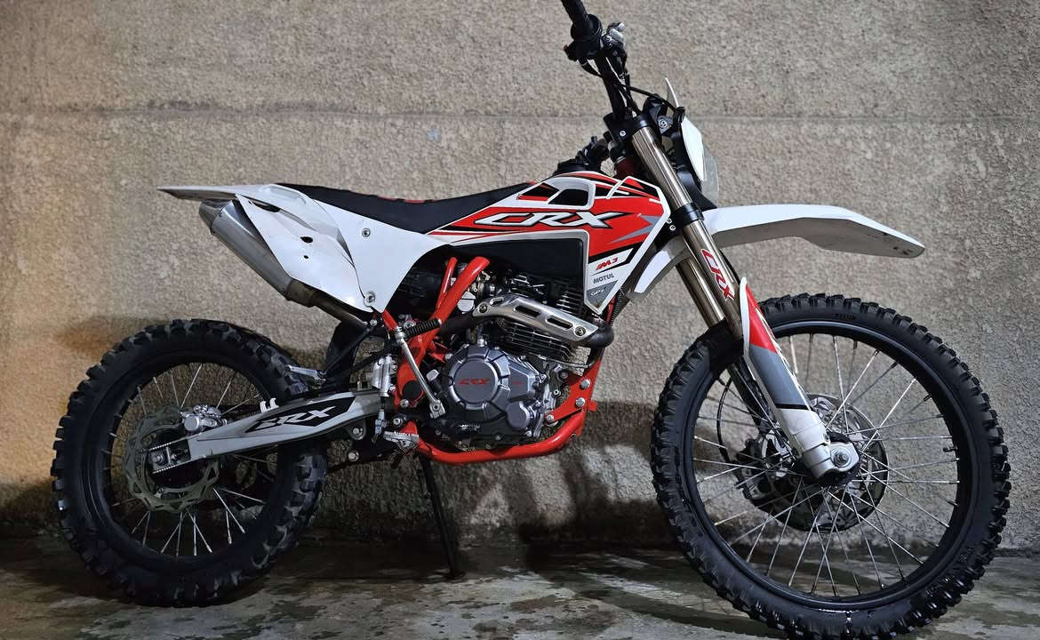 Crx 300cc 2025
الدراجه كلها بلاد شركه مكينه مكفوله مكاتبه باسمي 
السعر 1,500,000 قفل قفل
الرقم :*********** الامين الثانيه
