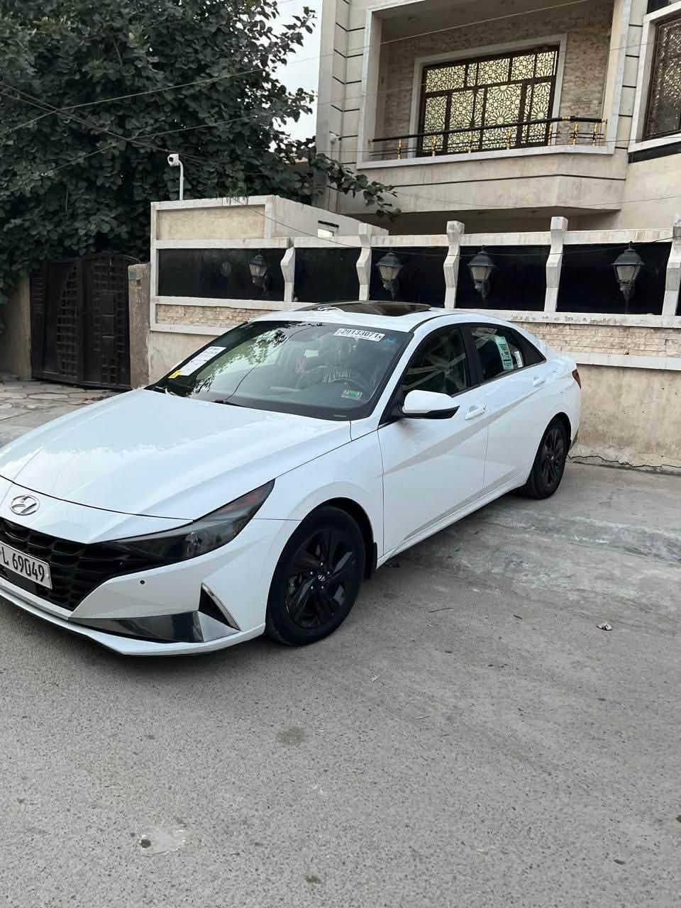 إلنترا هايبرد 2022 وارد امريكي ابيض
فول مواصفات Limited
-فتحة 
-شاشة متصلة 
- موديل: 2022
- رادارات تصادم امامي وخلفي 
- كاميرا خلفية
- حساسات أمامية وخلفية
- تشغيل عن بُعد
- دعم  CarPlay 
- مكيف أوتوماتيك
-مقاعد تبريد تدفئة
 - ماشيه 62 mi
(حادثة خفيف نص البنيد وربع الجاملغ) السعر 137 ورقه 
التواصل واتساب وخط ***********
