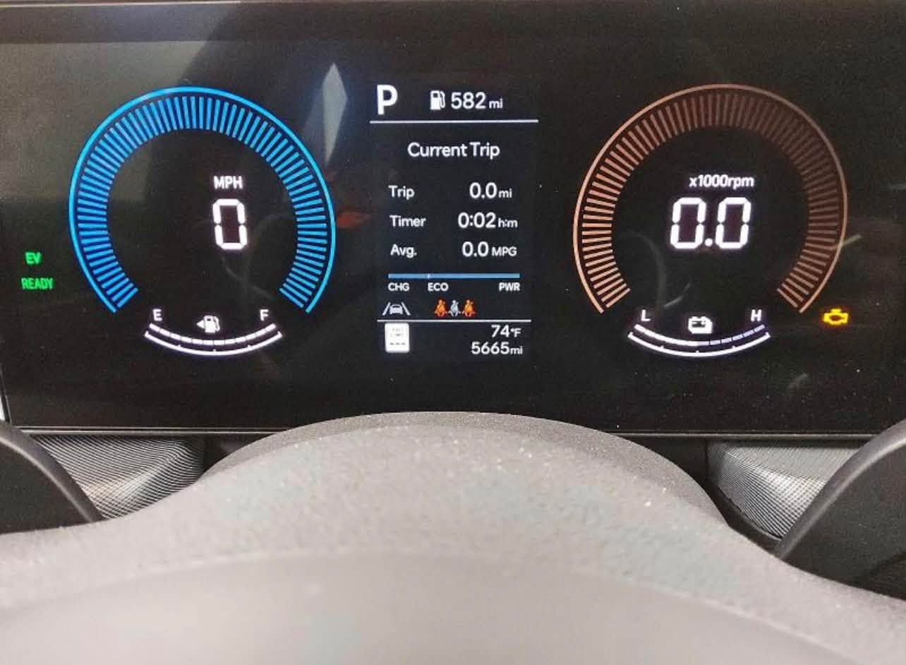 (((مكتب اسديرة لتجارة السيارات)))
📆تاريخ المزاد 21/9/2026

نوع السيارة:  Hyundai Sonata Hybrid Blue 2026
الضرر موضح في الصورة

السعر يحدد في المزاد

للاستيراد يرجى التفضل بزيارة المكتب 

📍موقع المكتب: اسديرة طق طق قرب مول انيس 

للاستفسار :
***********
اهلاً وسهلاً بكم ونشكر ثقتكم بنا💙

نص مكتوب في الصور:
- 65490817X