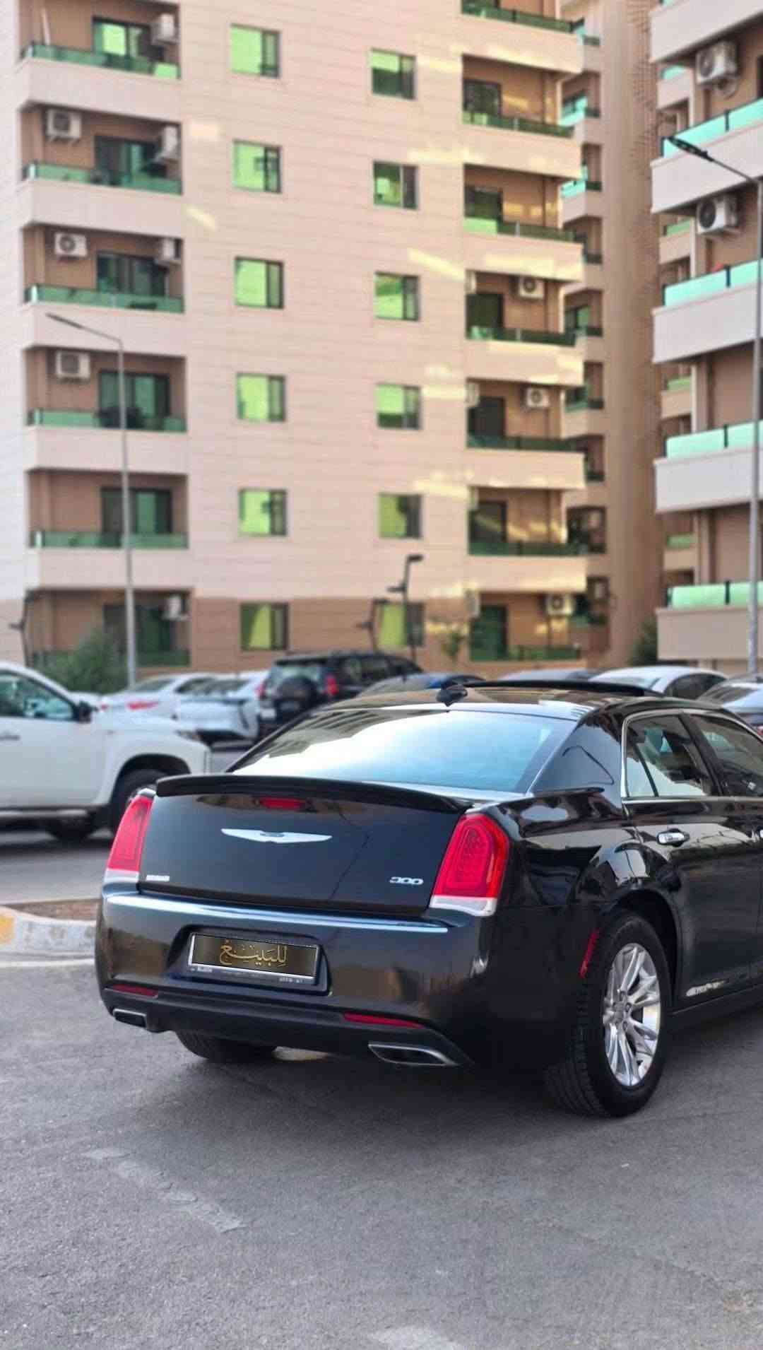 السلام عليكم
📢اوباما C300 
موديل 2016
🔸️رقم بغداد جديد  
مواصفات
🔴 بانوراما
🔴 كشنات جلد 
🔴 كشنات كهرب 
🔴 كشنات تدفئه 
🔴 تبريد قطعتين 
باقي مواصفات معروفه
ماشيه 170 الف كيلو 
🔹️ ضررها _ مبدل باب السايق وباب النفر نفس اللون بدون ضربه  + جاملغ الامامي الايمن صبغ بخ بدون فتح وبيها كم مكان بارد 
🔹️سونارها موجود الي يريدو يدزلي خاص 
🔹️مكان السياره موصل 
🎉السعر175وبيها مجال
️📞للاستفسار ***********
