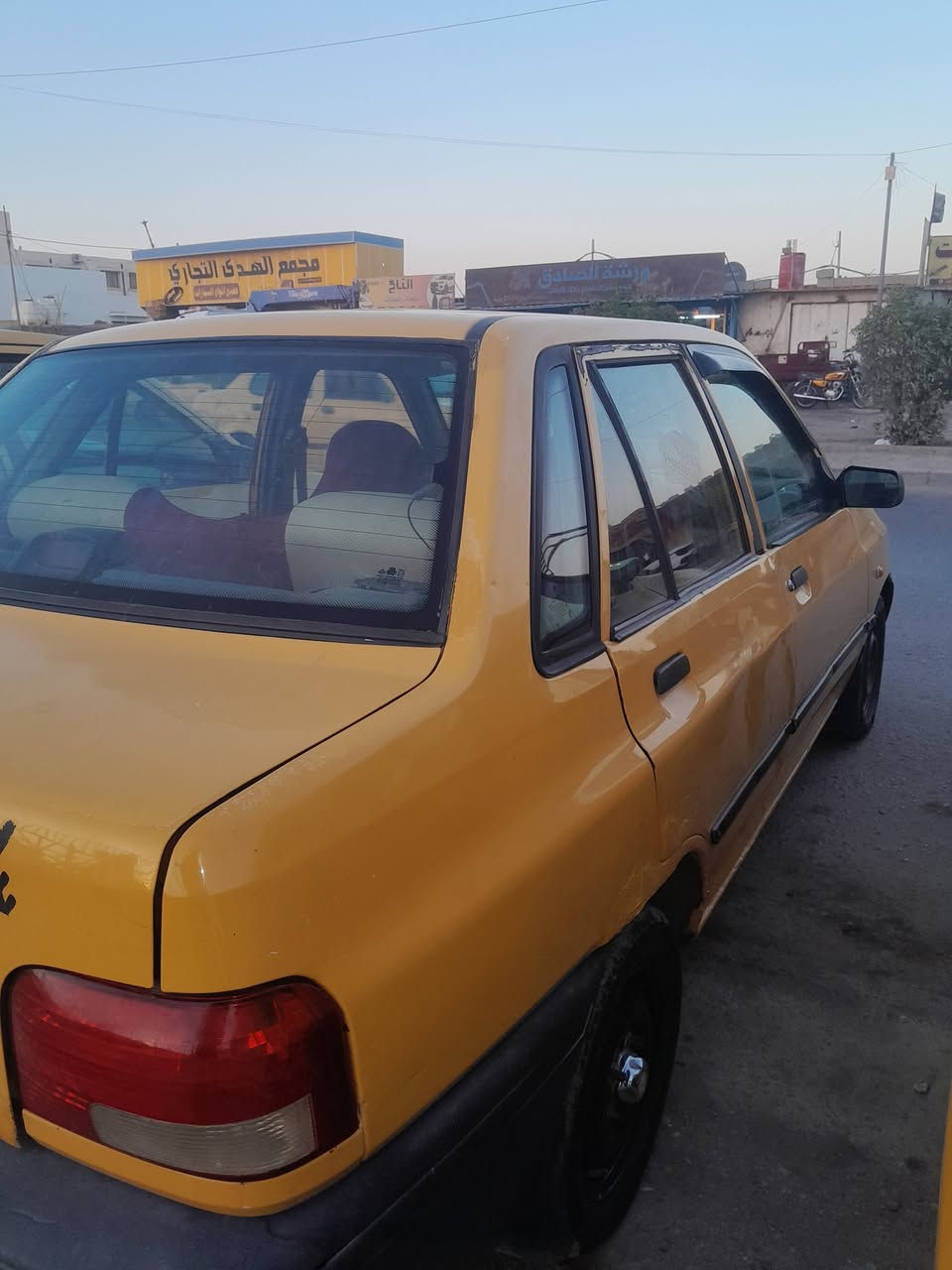 السلام عليكم سياره سايباموديل١١نضيفه مكينه وكير وحداديه بلجيس سنويه نافذه [[٢٤]]دواخل حلوه دشبول نفخ سياره بيها بس البنيد شويه تعبان هيئه وقرامات على المشتري بس راعي سعر السياره [[١٥]]وبيها مجال بصيط ميسان حي الوحده ***********
