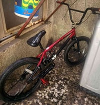 BMX • حجم متوسط • ناقص إطار خلفي