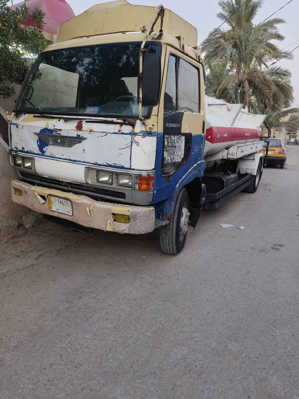 سلام عليكم هينو حاضره البيع معه وكله مال مخاتير الموقع كربلاء
كهربيات كله شغاله
السلمه ال28
سنويه ال29
رقم قادسيه 
حداديه جديد
مكينه تجفيت جديد
عدد المخاتير2
السياره جاهزه وكامه عل باب الله استفسار
***********
***********
