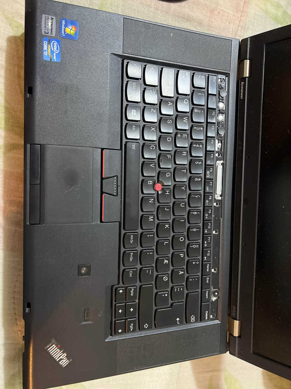 لينوفو • i7 الجيل الثالث • ٨ جيجا رام