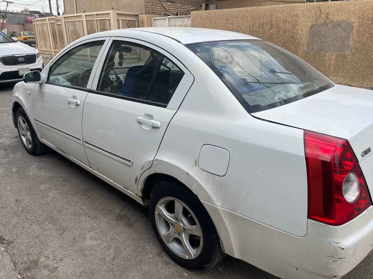 🚘 للبيع شيري A5 موديل 2008
🔹 مكينة 1800
🔹 كير عادي
🔹 السيارة تخبل وكفالة
🔹 تبريد ثلج 🧊
🔹 شرط التحويل
🔹 عليها غرامات 240 ألف
🔹 بيها طخّة بالجامغ الأمامي جهة عكس السايق، والضرر موضح بالصور

💰 السعر: 30 ورقة
🔄 ترهم مراوس بسيارة ثانية، حسب الاتفاق

📍 العنوان: البلديات
📞 ***********
