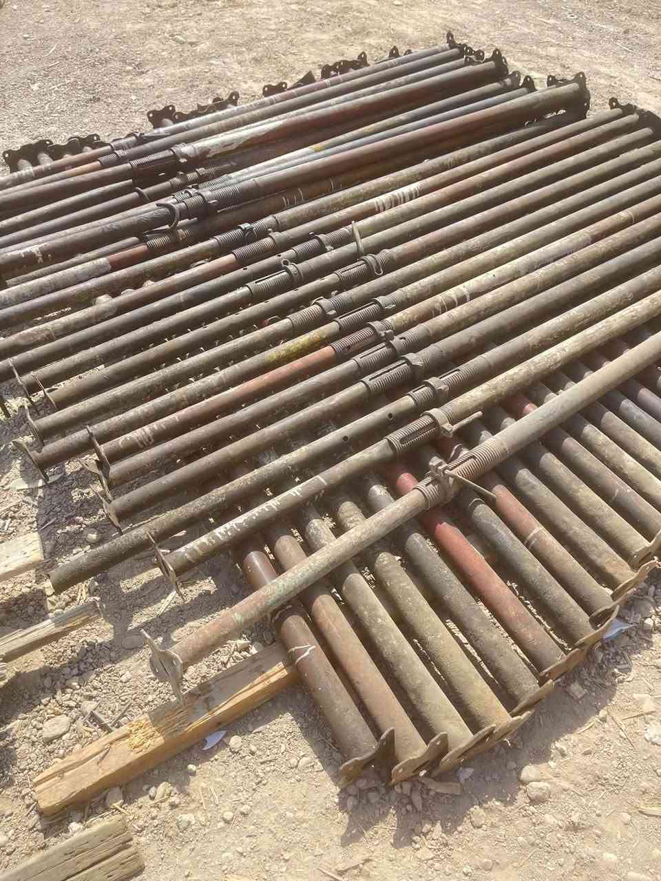 السلام عليكم جكات للبيع عدد ١٥٠       العنوان ناصريه رفاعي ***********
