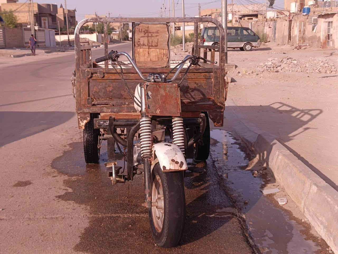 السلام عليكم ستوته 21 بلاديه جاهزه بديه عوزه بس صبغ اكسن كبس ناصريه مركز بواحد وميه 
***********
اوراق ستنساخ
