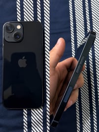 📱 آيفون 13 للبيع   * 🔋 البطارية: 82% * 💾 الذاكرة: 128GB * ✅ الجهاز ممب...