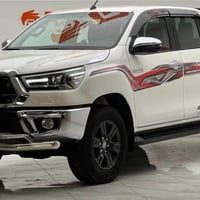 هايلوكس 4×4 موديل 2025 ماشي 11الف  زيرو   رقم كربلاء  مكفول كفالة عامة...