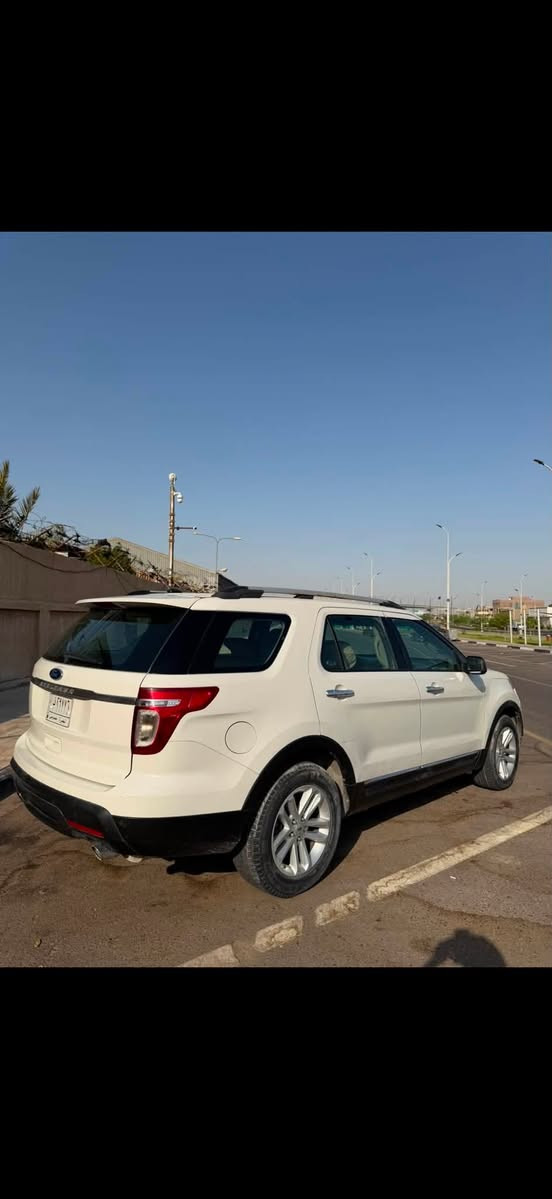 للبيع
فورد اكسبلورر 2012 xlt خليجي وكالة niva العراق
السياره على ايدي من الوكاله
سنويه بأسمي
رقم بصره
ماشيه 115 km حقيقي
7 راكب 
تبريد 3 قطع
محرك 6 سلندر 3500
مكفول شواصي ولغود وتكم ودواخل
السياره ليبل واحد قطعه وحده صبغ

حادثهه 
طرف البنيد نضرب عندي وصبغت البنيد
الباب خلف السايق بارد ما مصلح

السياره اي نقص ما بيهه
تخم تاير جديد
صدر جديد 
باتري جديد

مواصفات 
تحكم تبريد تدفئه خلفي
تحكم ستيرن 
شاشه صغيره
كرسي سايق كهرباء 
حساسات خلفيه 
كشنات قماش مو جلد

سعر 150 وبي مجال قليل
تحويل ثاني يوم مشروع وطني 
للتواصل ***********
