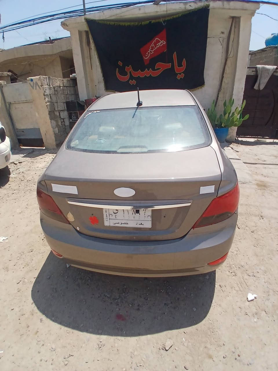 اكسنت مديل ١٣ سياره بيها قطعتين تبديل وبيها طخات بصيطه كير مكينه تبريد تخم تاير صدر كله جديد شرط تحويل رقم بغداد سنويه ٢٨ مكان بغداد جسر ديالى القديم سعر ٨٠ وبيها مجال ***********
