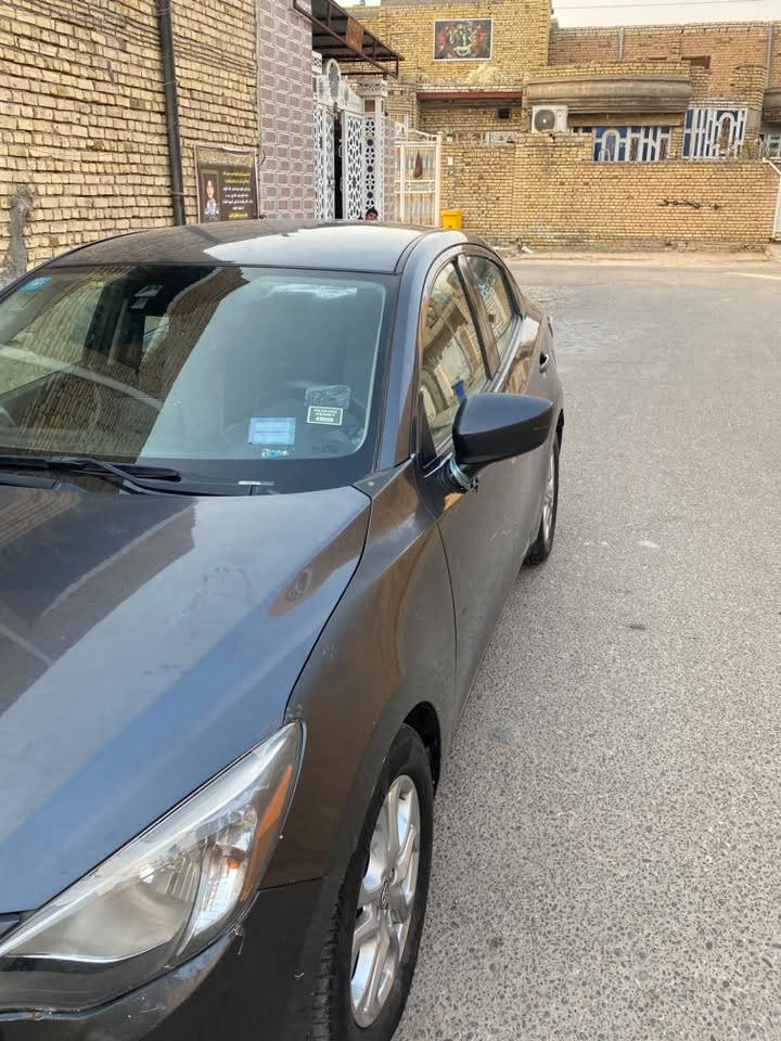 مديل 2018 .وارد أمريكي ضربتها جاملغ امامي  الباقي كفاله فول مواصفات عده الفتحه
تحكم ستيرن جهيتن 
حساسات 
شاشه كامره 
حساس أبريك 
رقم نكليزي بصره ب اسمي
سياره مفوله مال جناي 
سعر 100$وبيها مجال قليل 

متواجد وتساب 
***********
