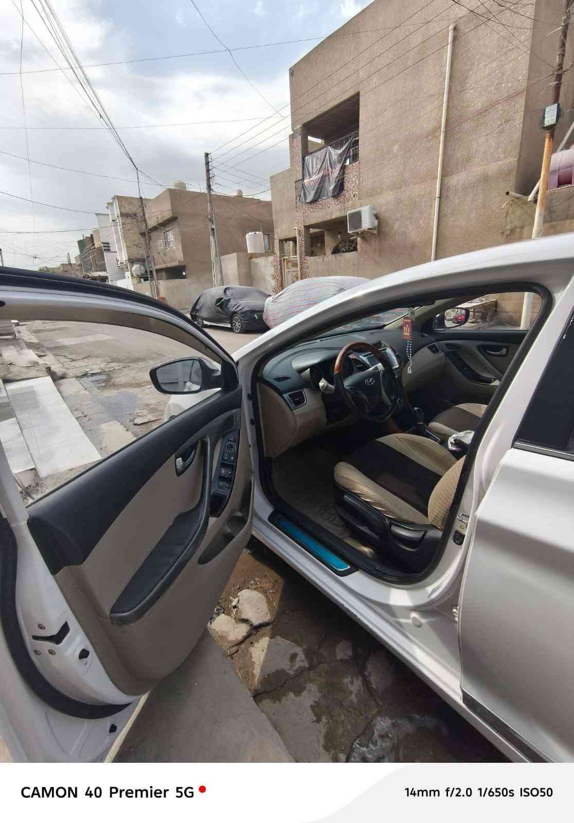 إلنترا ٢٠١٦ • محرك ١٨٠٠ • رقم ديالى