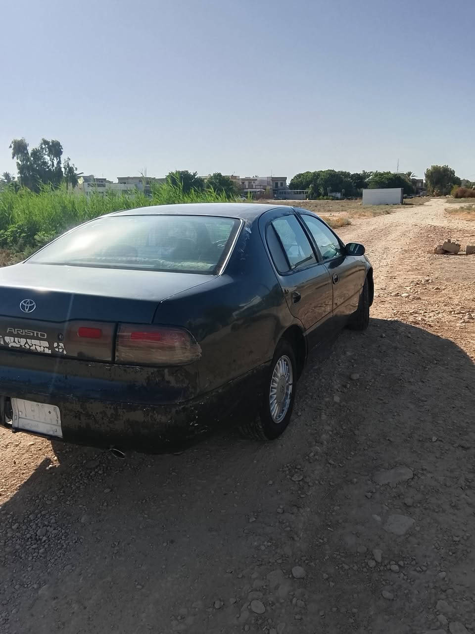 بسم الله الرحمن الرحيم
للبيع سيارة بطه ارستو
موديل 1991 
رقم الماني ديالى
تبريد شغال 
حداديه كامله 
تخم تايرات جديد 
سياره حلوه ورخيصه
ترايك وين متريد بشرط 
السعر 32 وبي مجال حك الجيه 
اتصال على رقم ***********
