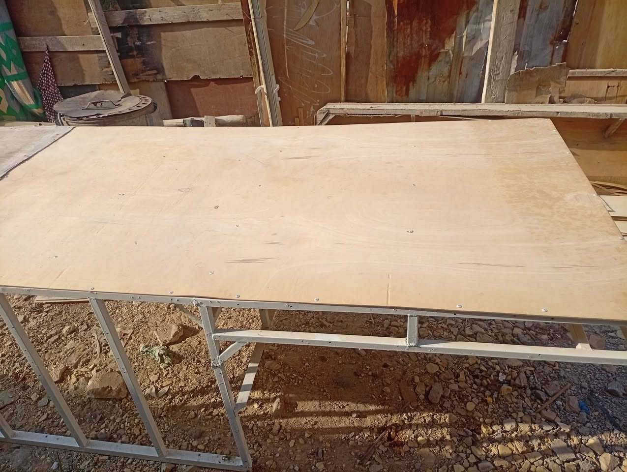 محجر للبيع مكانه نجف السعر 125 وبي مجال بدون مطاعين ***********
