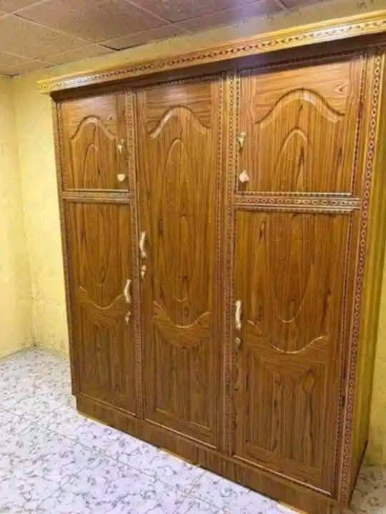 كنتور ثلاث ابواب السعر 250 ألف الحجز على الخاص او رقم الهاتف 
***********
متواجد على الخاص وتساب فايبر 
التوصيل والشد مجاني داجل بغداد
