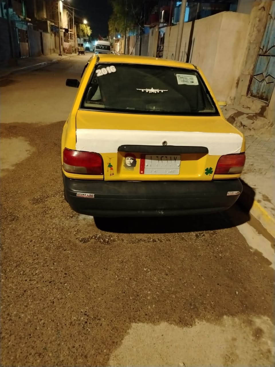 سلام عليكم سايبه مديل 2016حلوه ونضيفه 
مكينه بدايت تبخير الكير حلوه كهربايات كله شغاله 
طخم تاير جديد حداده حلوه سياره جازه كبل الشارع مال واحد ع باب الله سعره 23وبيه مجال 
مكاني البصره حي الحسين )(***********)بي واتساب
