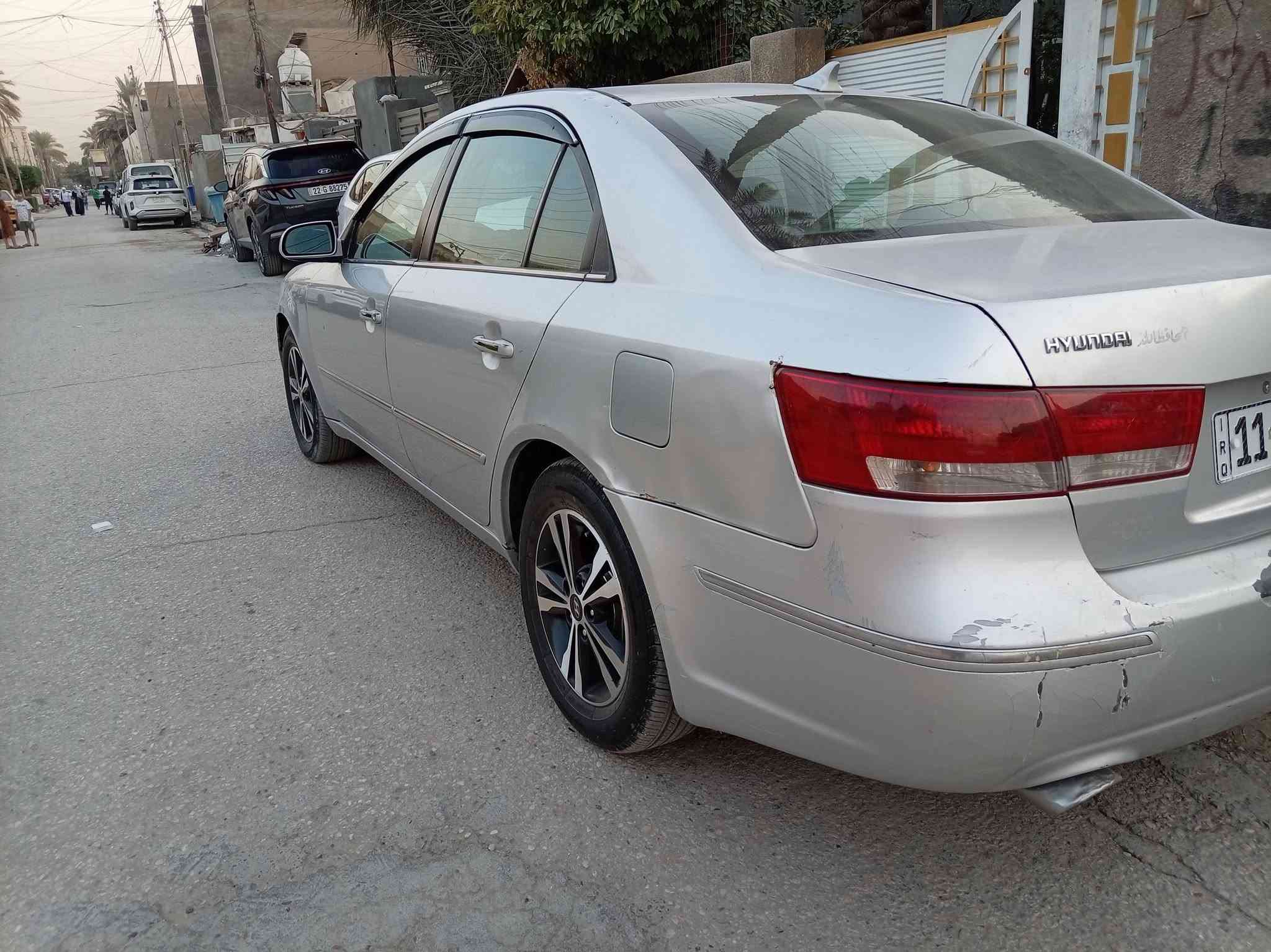 السلام عليكم سوناتا وارد امريكي موديل ٢٠٠٩ فول لمتد فتحة  كشنات جلد كشن كهرباء تدفئة بلكشن تبريد شاشة منظومة تبريد جديدة  حادثها قبق جنطة تبديل والباقي ليبل واحد وبلعراق جاملغ خلفي جهة عكس السابق صبغ بدون دواخل لغد وشاصي وكير ومكينة كلة مكفول رقم وهزة جديدة رقم بغداد مكان السيارة بغداد دورة السعر (٧٩) وبيهة مجال (***********) الرقم بي وتساب
