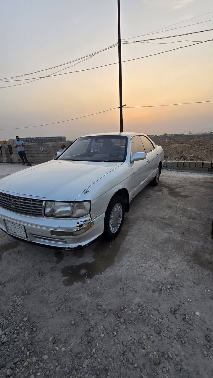 سلام عليكم 
كراون بطه منفصل 1993راعيه الشرعي يمي وعندي وكاله عامه مكفوله اصوليات وعيب شرعي سنويه لنهايه 27 
مكينه 2ونص ديلكو وكير مكفولات 
حداديه نضيفه 
دواخل جدد كهربائي مري وكشنات وستيرن 
السعر 54 وبي مجال 
ذي قار الشطره 
***********
