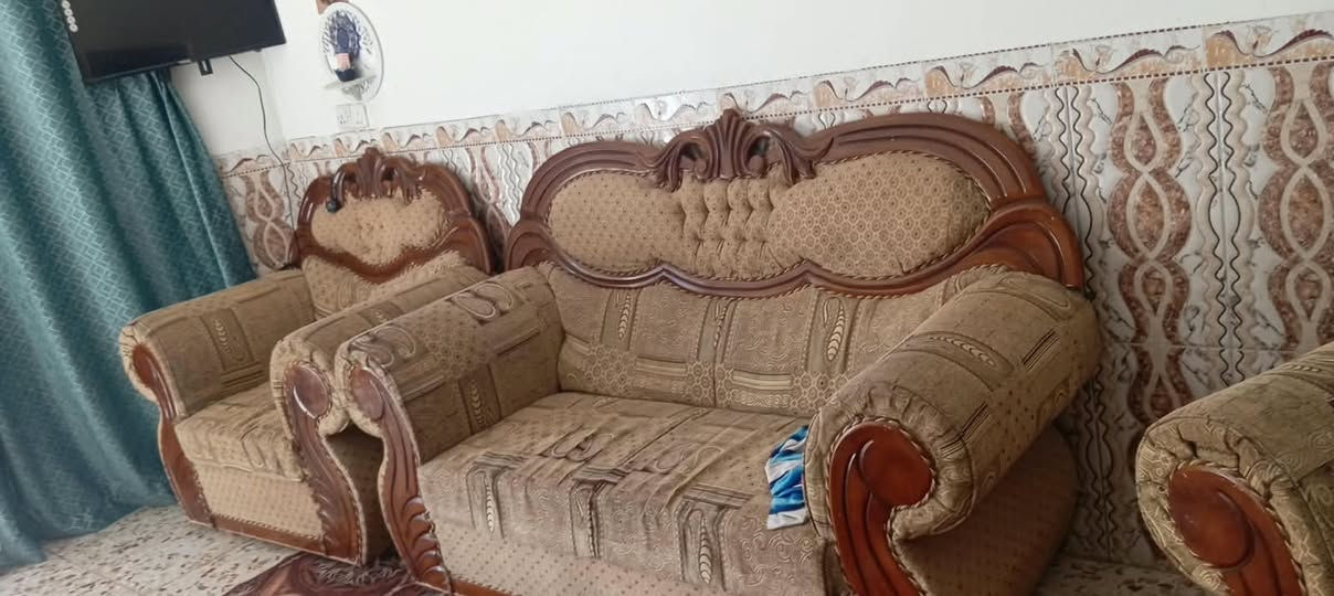نظيف • استعمال قليل • ٢/٣/٥نفر