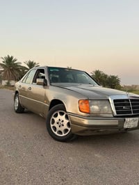 مارسدس • ١٩٨٩ • مكينة ٢٥٠٠
