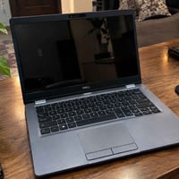 لابتوب من شركة DELL💻 1️⃣المعالج:Intel Core i5  من الجيل العاشر 10th  2...