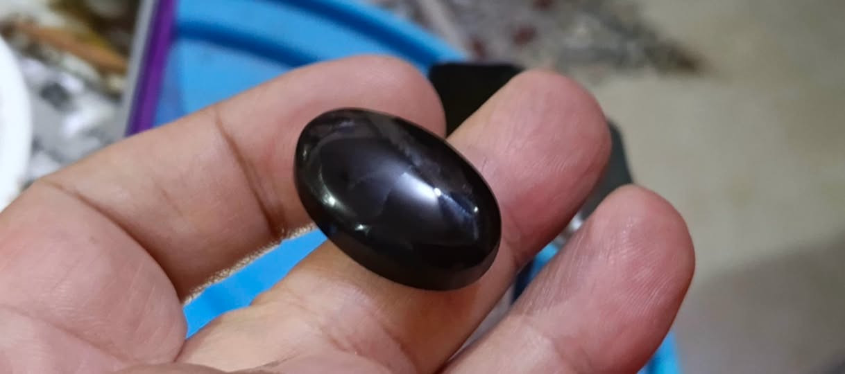 عقيق يماني • زبيبي • غير معالج