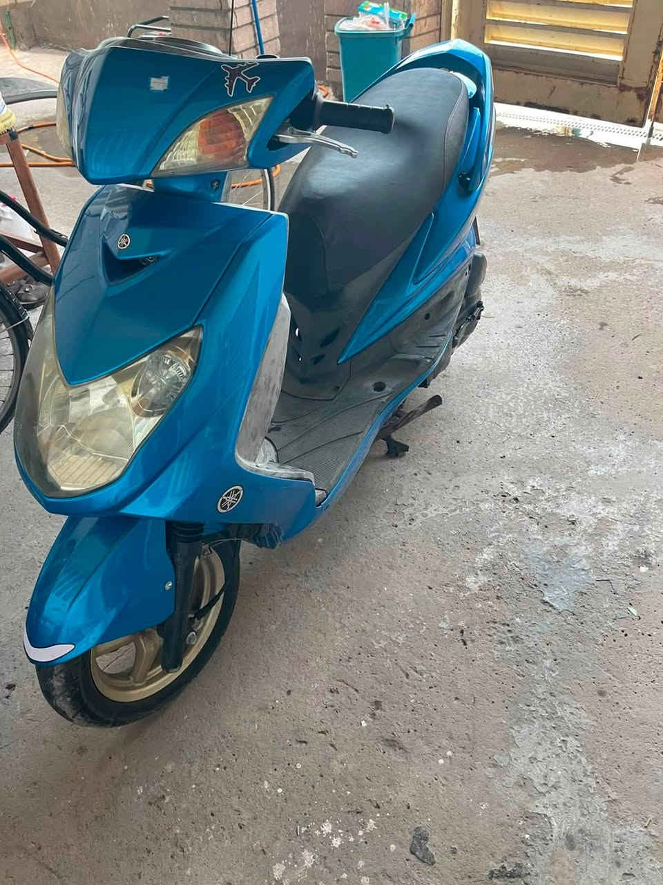 سلام عليكم سكنس فحل كابريتر صار سبوع نازله من رمبه اي نقص مابيه تخم تاير جديد ملاحضه بيه بس شاشه محتركه من أخذته من معرض دراجه معروضه مليون و400بيه مجال  
مكانه بغداد زعفرانيه 
تصال***********
