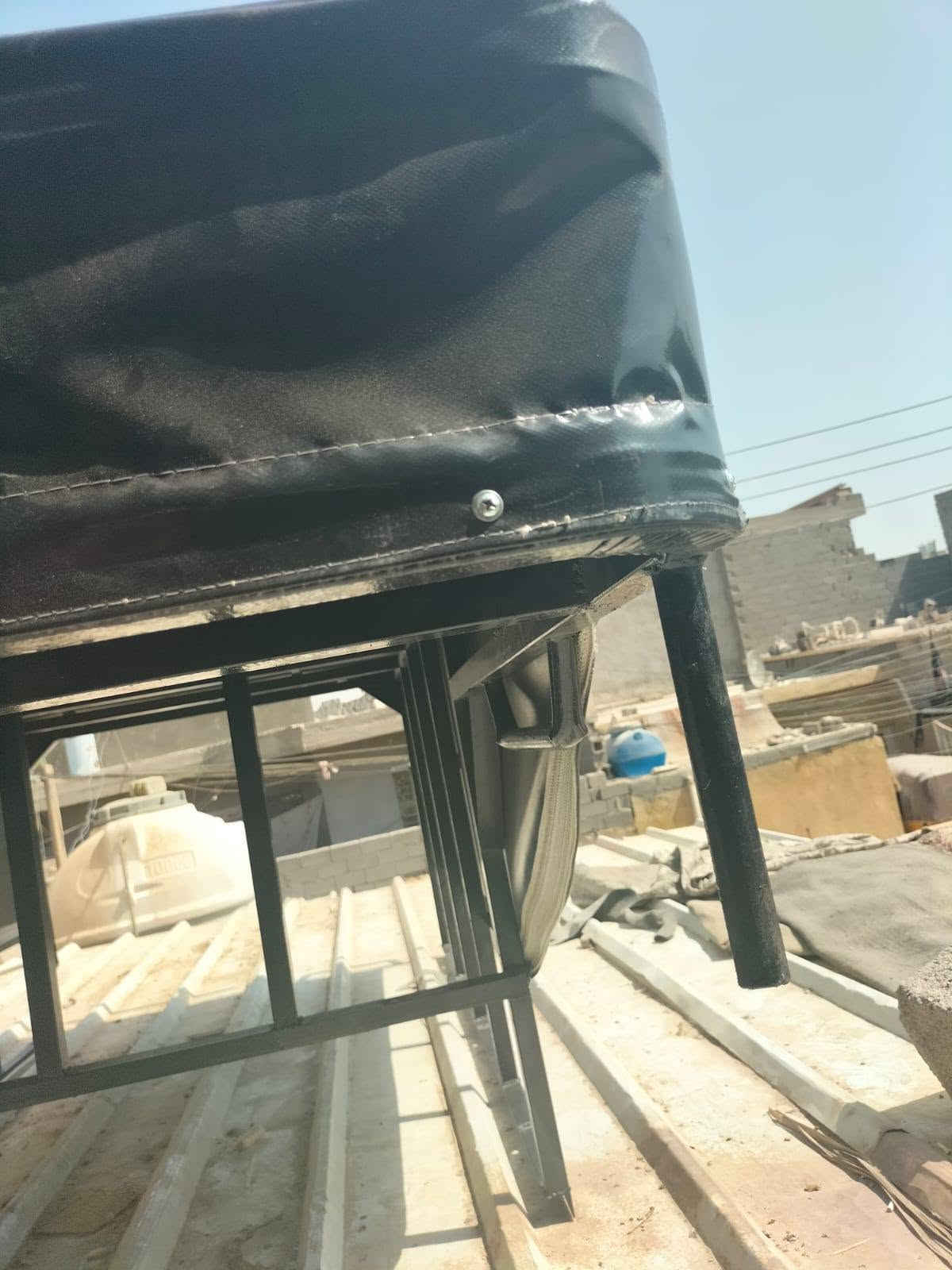 محجر ستوتة للبيع مع جادر اصلي
كامل مع المرايات جديدة وبراغي المحجر

مكاني بغداد الرشاد

الشراي يتصل***********
