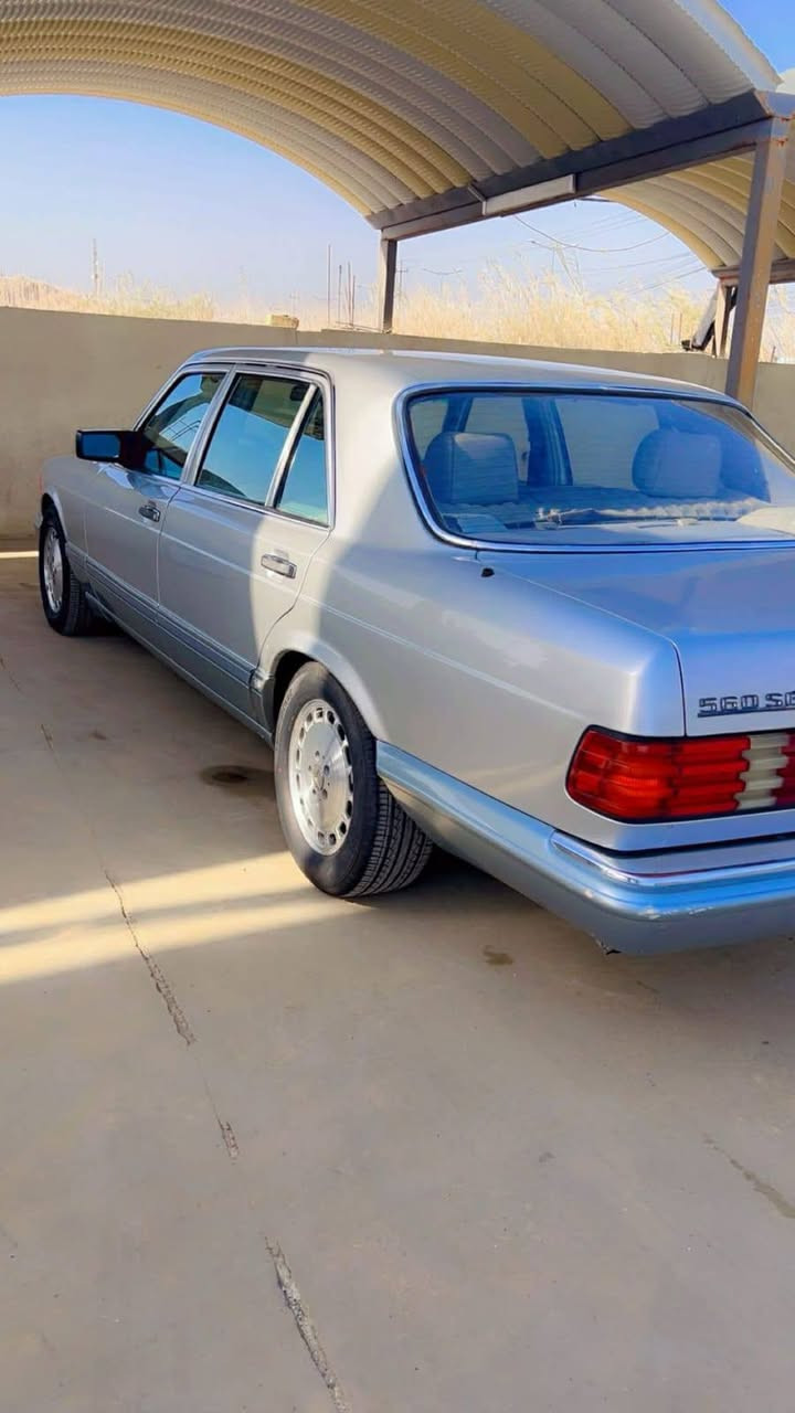 مرسيدس 560 SEL • رئاسي • رقم انبار