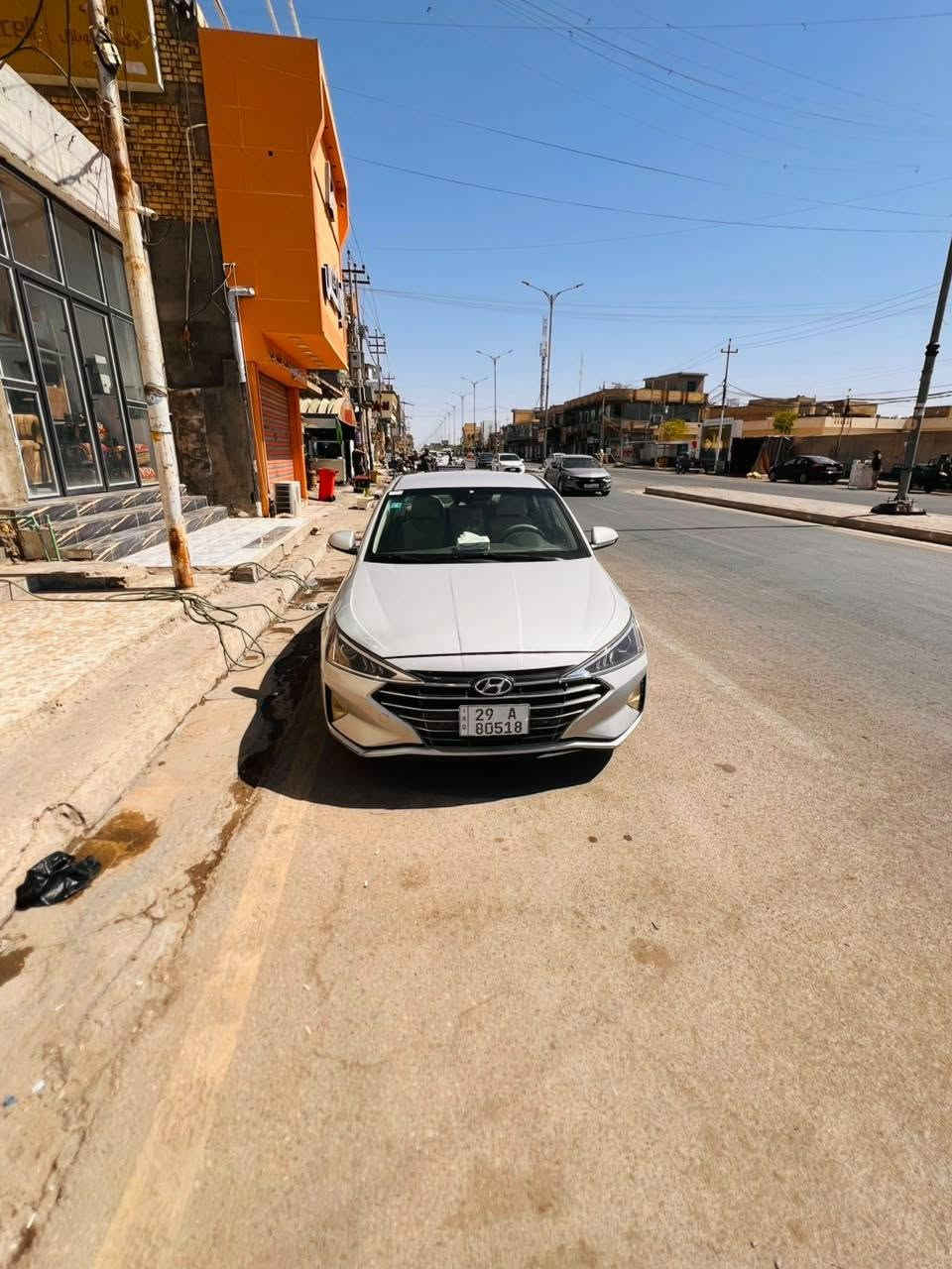 السلام عليكم النترا موديل 19وارد امريكي محرك 2000دوش كير اي تي مواصفات نقطه عمياء تحديد مسار شاشه انذار مري جانبيه تحكم ستيرن جهتين حادث مثل ماموضح بلصوره حادث بسيط جداً والسياره ليبل 1 السعر 128وبيهه مجال 
*********** هزه جديده سنويه 2031 سياره باسمي

نص مكتوب في الصور:
- الرئيسية / فهرس / HYUNDAI / HYUNDAI ELANTRA 2019
- HYUNDAI ELANTRA SEL 2019
- GRAY, VIN: KMHD84LF8KU741232
- يبدأ ويقود
- المحرك قيد التشغيل
- HYUNDAI ELANTRA S GRAY, VIN: KMHD84LF8KU
- HYUNDAI ELANTRA SEL 2017
- GRAY, VIN: KMHD84LF8KU741231