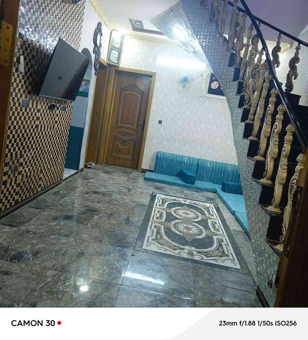 بيت للبيع مساحه ٣٢٢ م طابو زراعي سند ٢٥ بناء طابقين   جديد سنة ٢٠٢١
طابوك صب مسلح يحتوي على استقبال وصاله و ٥ غرف نوم  ثلاثة غرف اسويت ومطبخ  وصحيات  حار بارد وحديقة وكراج 
عنوان كربلاء البوبيات قرب أسواق برتقاله  سعره ٣٢٠ مليون بي مجال  قريب من الإمام ١٠ دقائق أي استفسار اتصل *********** نستقبل جميع العروض في انحاء كربلاء

نص مكتوب في الصور:
- CAMON 30  23mm f/1.88 1/50s ISO686
- CAMON 30 • 23mm f/1.88 1/50s ISO677
- CAMON 30 • 23mm f/1.88 1/50s ISO256
- CAMON 30
- 23mm f/1.8 1/50s ISO751
- CAMON 30 23mm f/1.8 1/50s ISO539