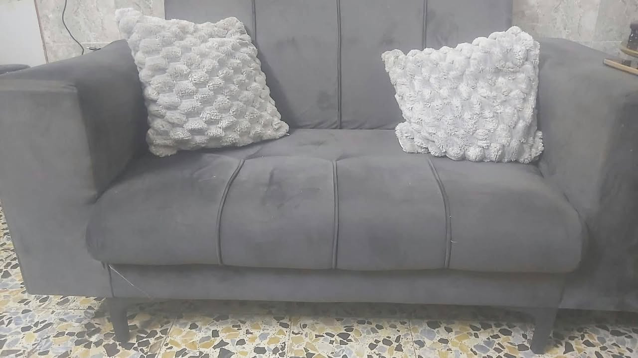 تخم عراقي للبيع نظيف مابيه كسر للاستفسار للتواصل ع وات ساب
***********
