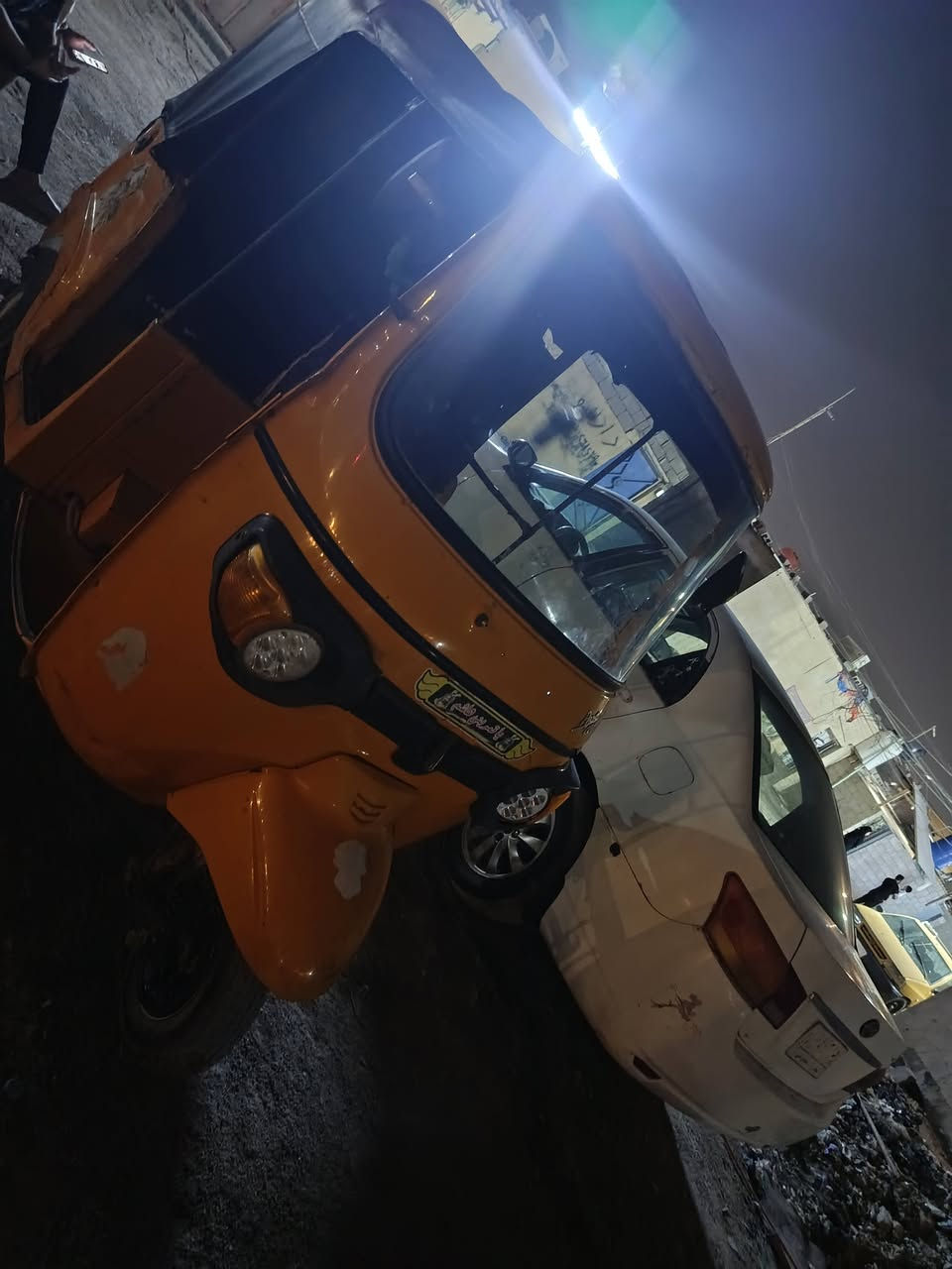 سلام عليكم  تكتك بياجو موديل 18طلعه بل 19مكينه تيفيس لا تنقيص ولا تبخير بدي نضيف كهربيت كله شقاله ماا نقصه ايشي وراق ومشين معملته الترقيم بس بقي تطي الوراق وتستلم الوحات سعر 2و 600وبيه مجال الشراي العنوان بصره الصمعي ***********

