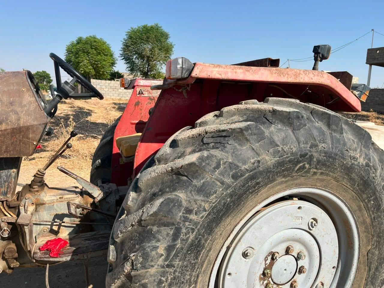 للبيع مكينة أنگليزي حجم 275 بي كتاب شريكئ مكفول مكان گوير شرط محرك وگيراكسن لا صرف ولا نفخ
سعر 9مليون رجأن موشراي لا يتصل ***********
