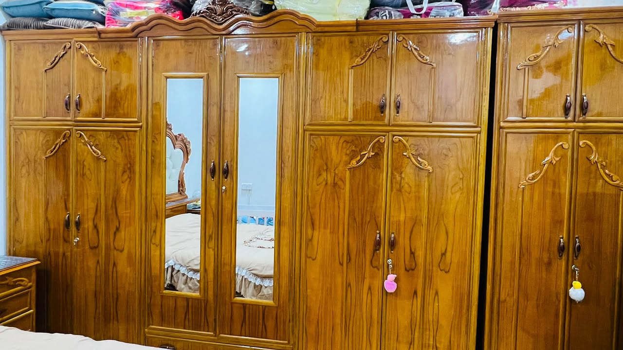 غرفه اخشاب • نضيفه • مستخدمه سنتين