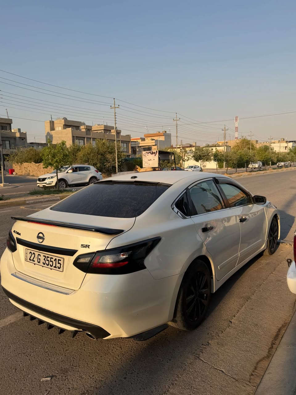 Nissan Altima 
مؤدیل 2017
مواسافات SR
لێدراو ٤پارجە سبوخ
پێشو پشتی جەمپی هەیا
سەیارەکە هین من نیا ئەوا رەقەم خەوانی
ژ.م *********** أربيل, العراق
