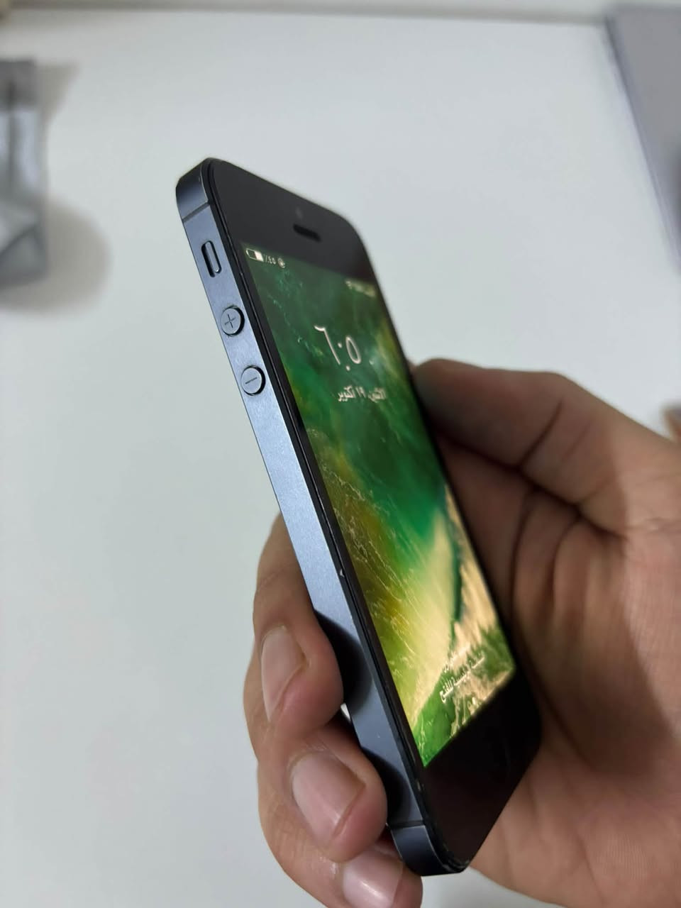 ايفون 5G • ٣٢ جيجابايت • نظيف
