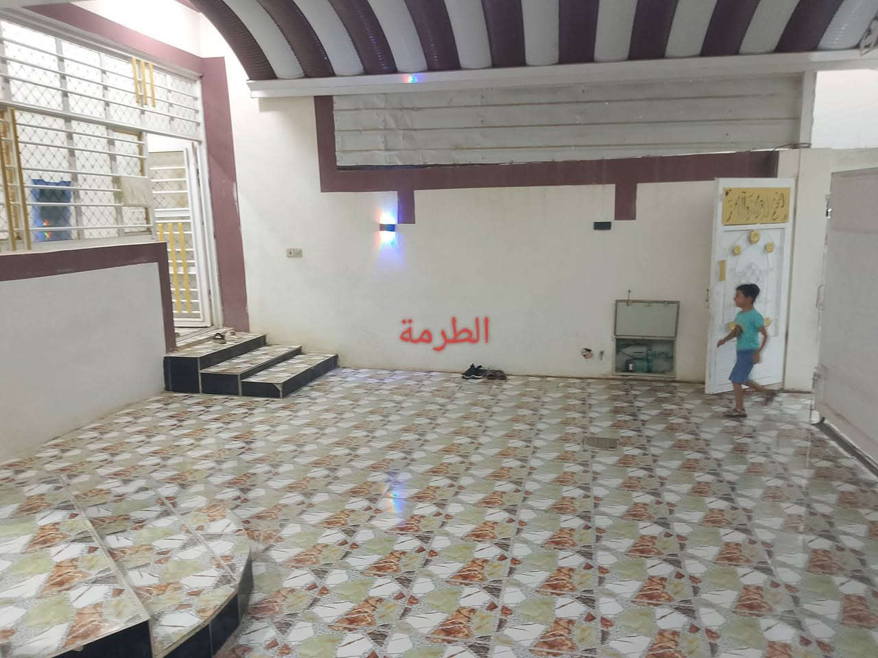 علان 
*للبيع بيت *

*التفاصيل:*
- *المساحة*: 200 متر
- *نوع السند*: طابو زراعي سند 25
- *الموقع*: منطقة ام العظام -. يبعد 5 دقائق عن مركز بعقوبة
- *الحالة*: بناء حديث وجاهز للسكن

*للاستفسار والمعاينة:*
مراسلة الصفحة 📩  
او الاتصال: *************
